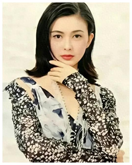 香港美女明星关之琳,人人都公认的绝世佳人!
