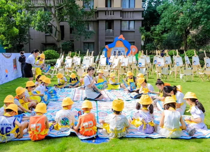 图：艺术进社区