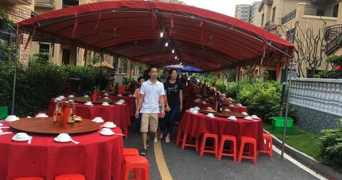 8天假期7场酒席，别让“喜事”冲淡年轻人幸福感