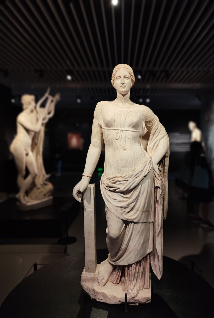 现场庞贝神话文物展还原庞贝古城的信仰与生活