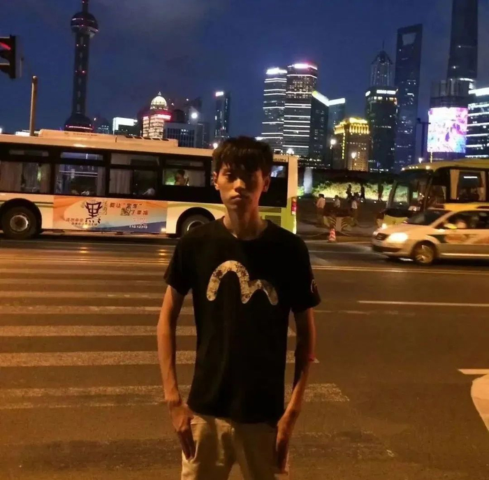 ▲2014年，病情严重时消瘦的吴晓天。  受访者供图