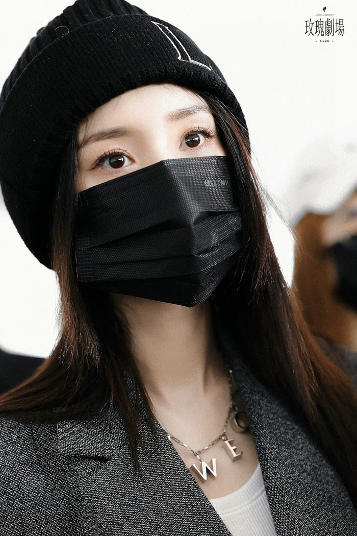 好久没有见幂幂姐这么高清的机场图了!_新浪新闻