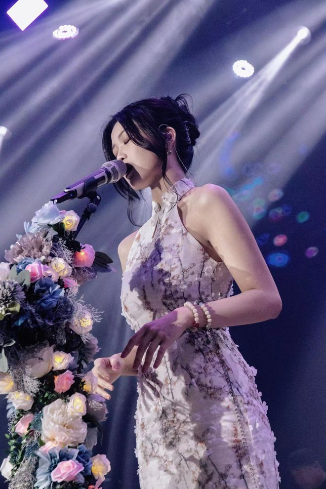 蓝心羽2023全国巡演《蓝》共赴音乐的浪漫|全国巡演|音乐|蓝心羽_新浪