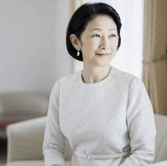 日本“平民王妃”上位宫斗冠军,尊卑颠倒,徒手整治宫内厅!|皇室|天皇|皇后