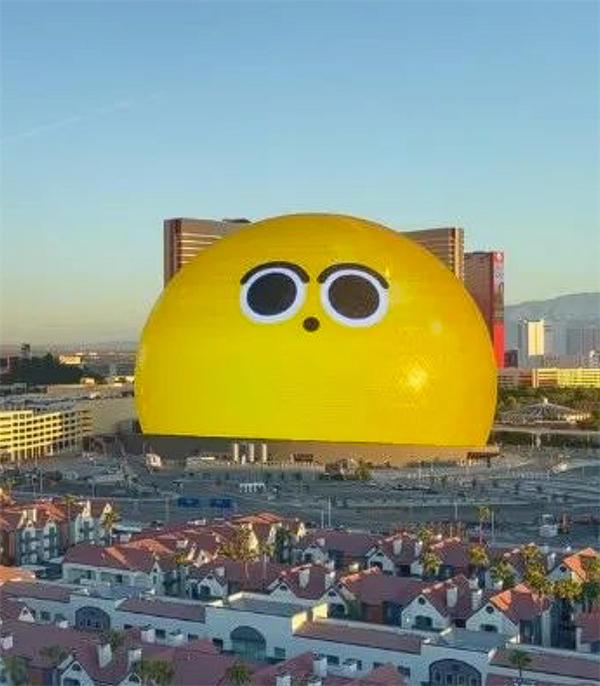 167亿元造个世界最大球拉斯维加斯地标建筑变身巨型表情包