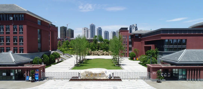 天府七中 图源：天府发布