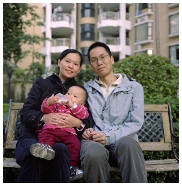 刚生完孩子才发现，我丈夫的父母是近亲结婚