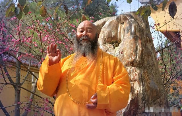 普光和尚:122岁面如孩童,一生苦修,终生念佛,不洗澡却自带檀香|佛经