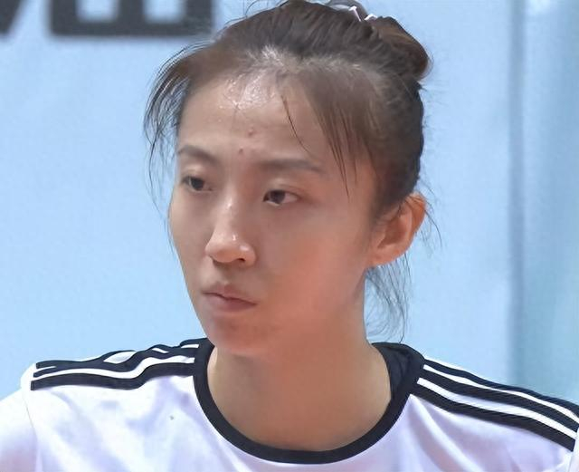 是靠关系跟名气 还是靠自己真本事|丁霞|中国女排|国家队_新浪新闻