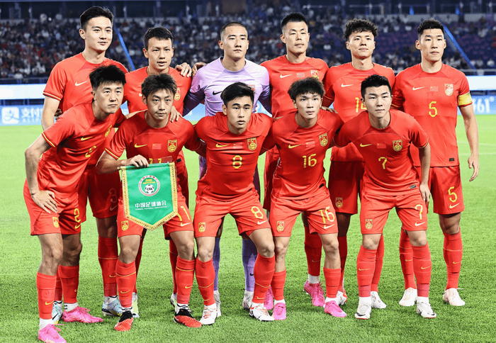 还有必须警惕中国的"少林足球"打法,还拿6月份两场和中国队的比赛当