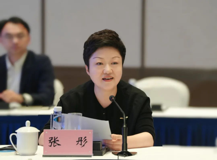 张彤在通报时说,当前,南通正处在战略机遇加速转化的窗口期,"好通"