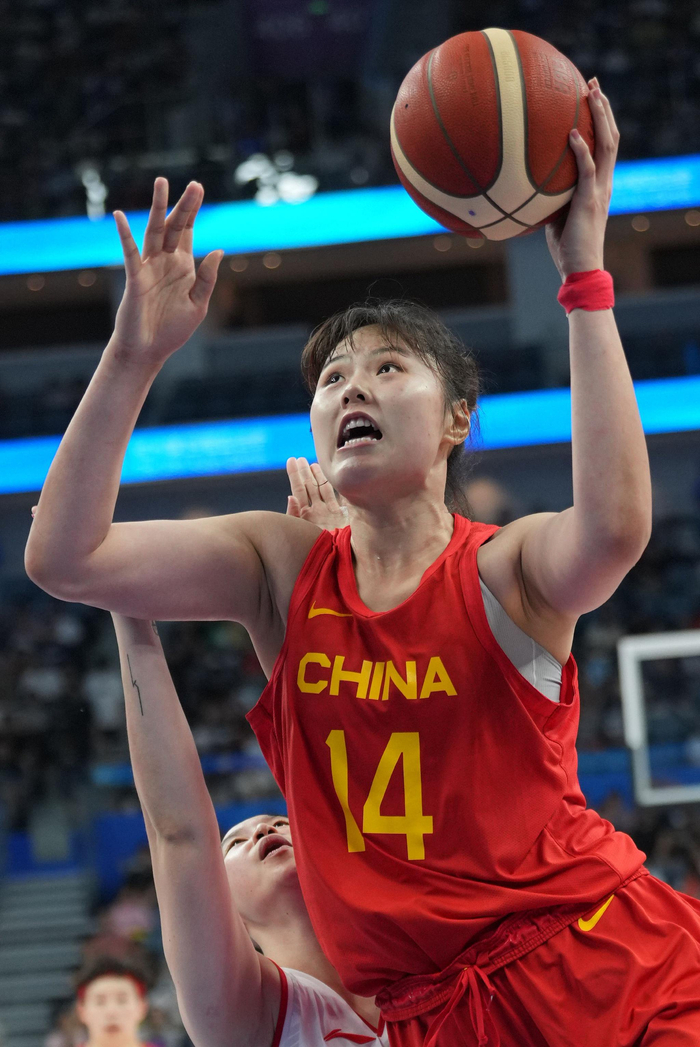 篮球——女子预赛a组:中国胜印度尼西亚