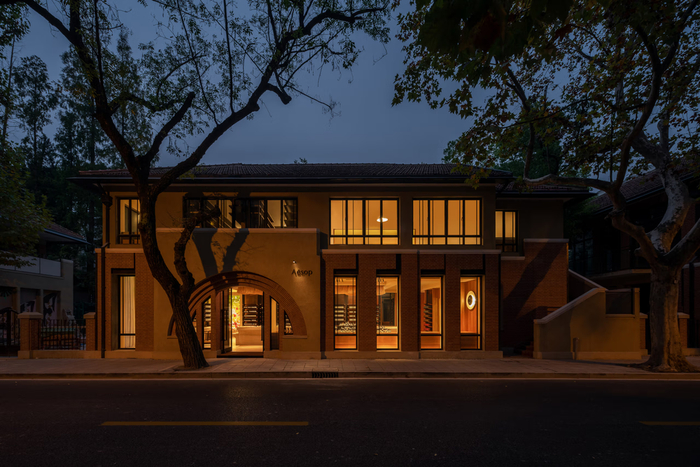 Aesop在中国大陆开设首家店铺，选址位于上海市热门街区东平路