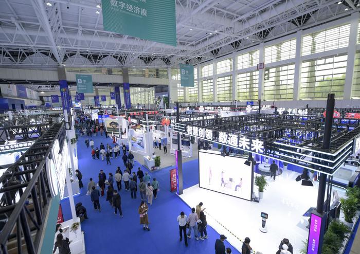 这是第六届中阿博览会数字经济展区（9月22日摄）。新华社记者 冯开华 摄