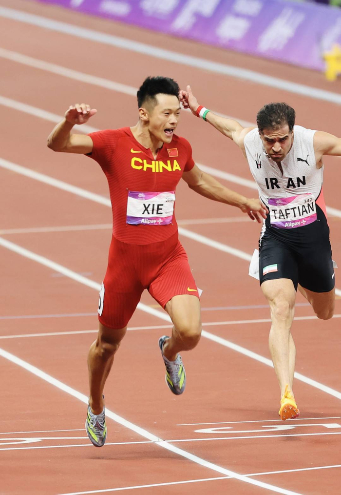 谢震业获男子百米冠军|图集|谢震业|陈冠锋|男子百米_新浪新闻