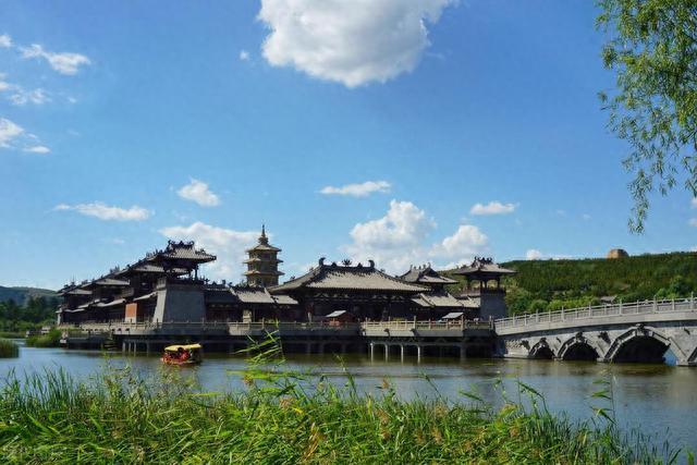 旅游胜地排行榜_2023中秋国庆双节全国热门旅游城市TOP30排名!