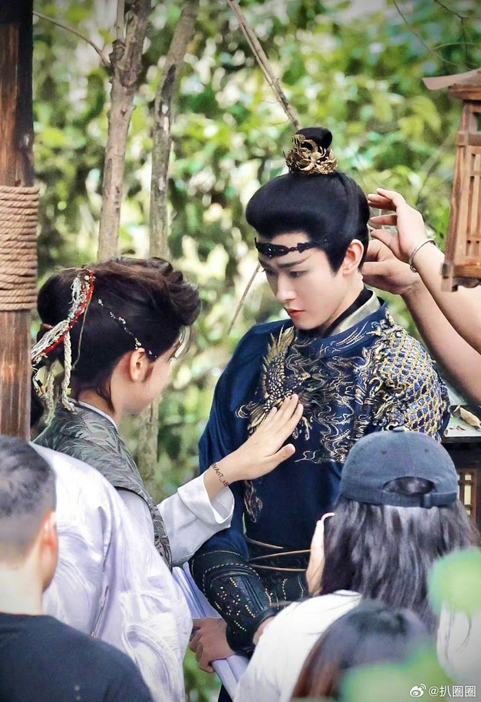 侯明昊、陈都灵、程潇、田嘉瑞《大梦归离》开机……|侯明昊|程潇|大梦归离_新浪新闻