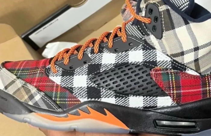 aj5「格纹拼接」实物曝光,你觉得好看吗?|格纹|复古|鲨鱼齿_新浪新闻