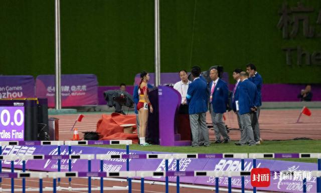 吴艳妮申诉 陈甘露摄