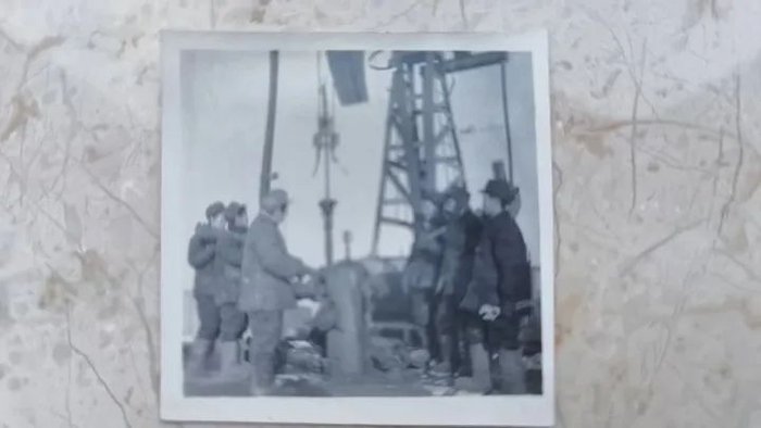 黑白照片背后的火热记忆