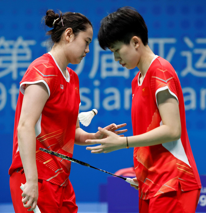 羽毛球——女子双打十六分之一决赛:中国组合郑雨/张殊贤晋级|羽毛球