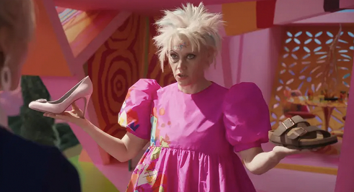 图：《芭比》剧照