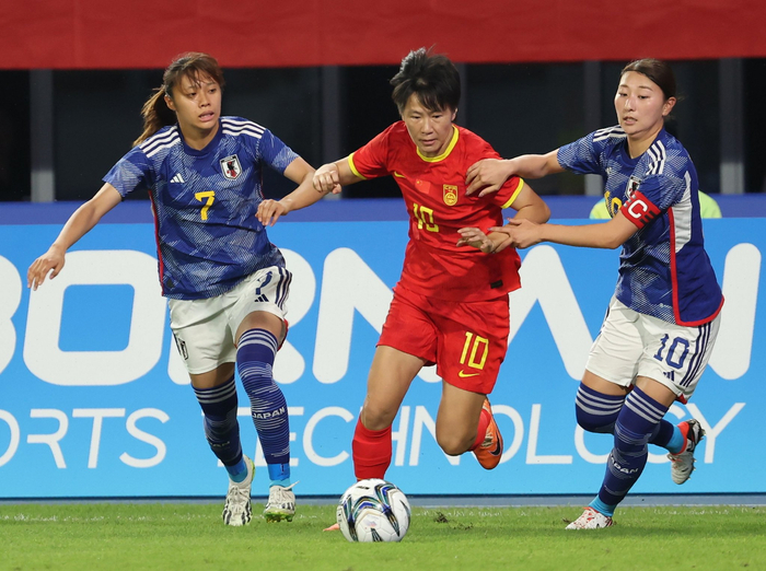 足球——女子组半决赛:中国队负于日本队|中国队|日本|足球_新浪新闻