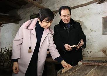 许家印两儿一女下场:老大逃到加拿大,小儿子坐牢,女儿高调炫富|许家印