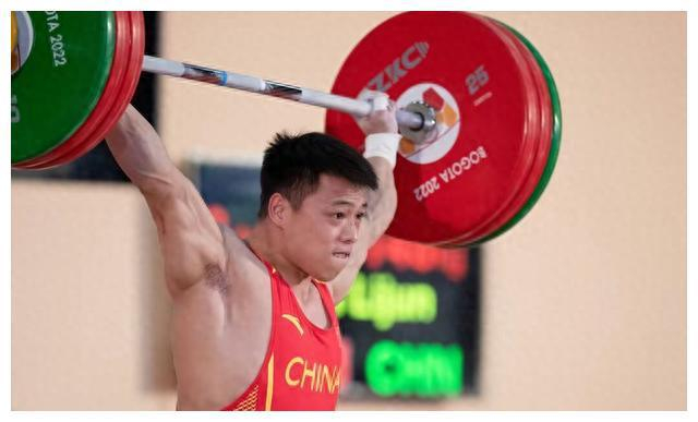 中国队第126金!谌利军刷新两项亚运记录,男子举重再获冠军!