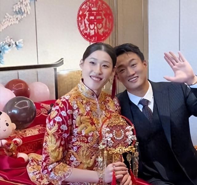 但是由于中国女排参加亚运会,好姐妹龚翔宇,袁心玥和丁霞都没有来