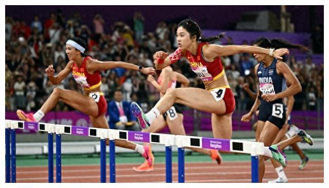 林雨薇12秒74秒夺女子100米栏冠军,吴艳妮失误导致成绩无效__财经头条