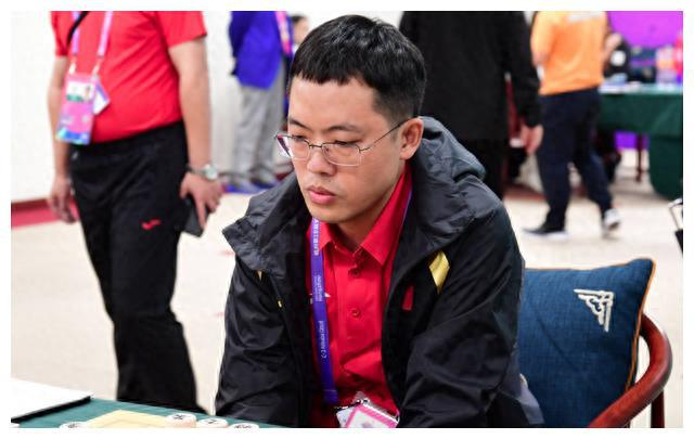 中国队在亚运会象棋混合团体赛中夺得金牌