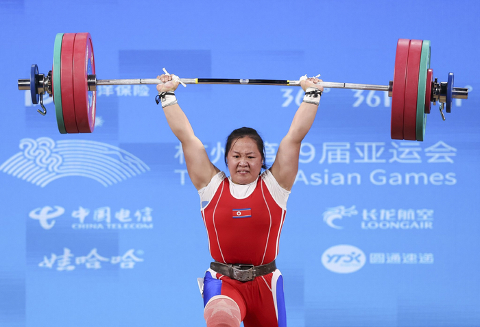 举重女子76公斤级比赛赛况