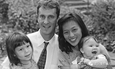 （蔡美儿和她的家人们，图片来自卫报）