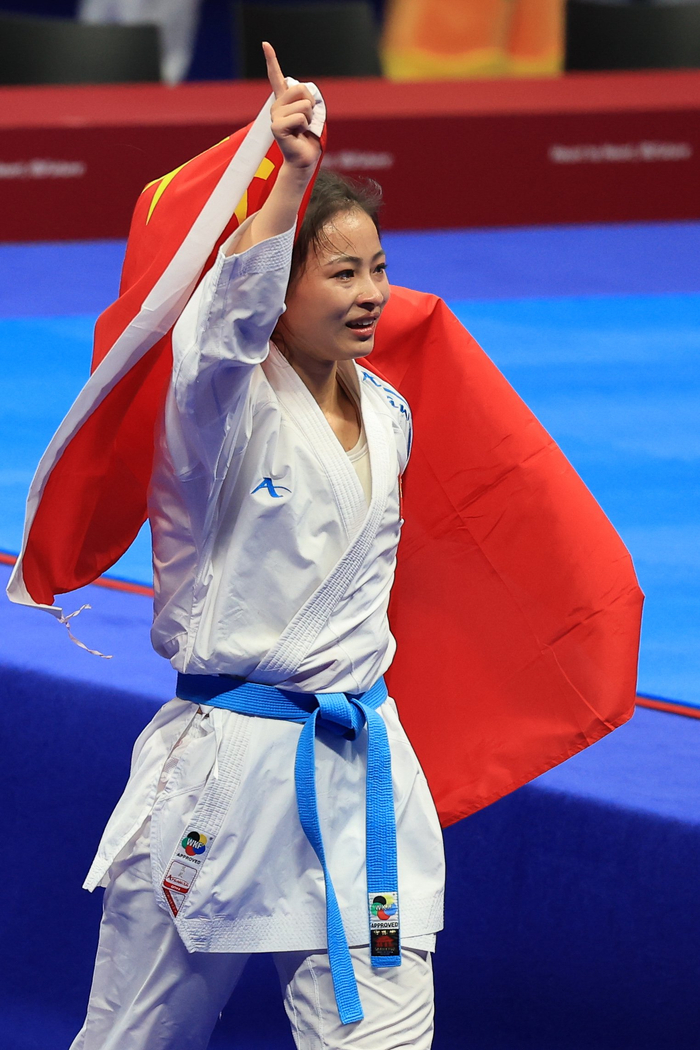 空手道女子组手61公斤级龚莉夺冠