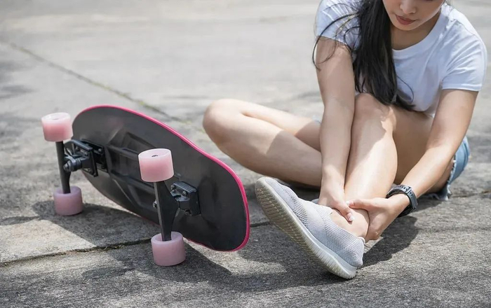 那么崴脚后需要做什么处理?