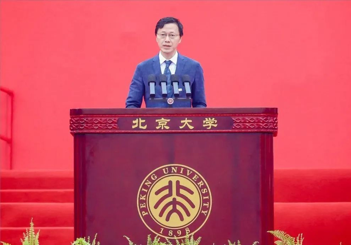 北大教授杨立华:大学阶段第一要务,是找到终生的志业|大学|北京大学