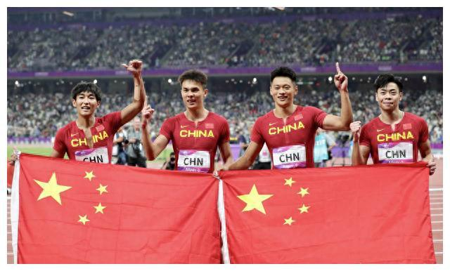 江苏女将袁琦琦带领中国获得亚运会女子4×100米接力赛金牌!|中国队|杭州亚运会|成绩|赛事|田径_新浪体育_新浪新闻