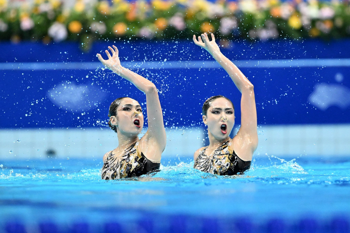 花样游泳——王柳懿/王芊懿夺得双人项目比赛冠军|花样游泳|季军|日本