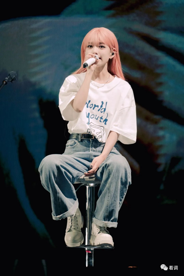 房东的猫浅浅地希望可以影响到一些人留下被传唱的歌着调专访