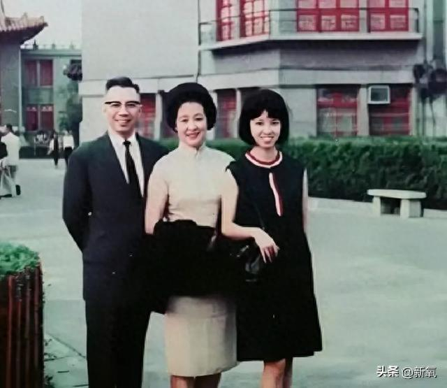 到了三毛父亲这一代,三毛的父亲陈嗣庆毕业于上海复旦大学法律系,她的