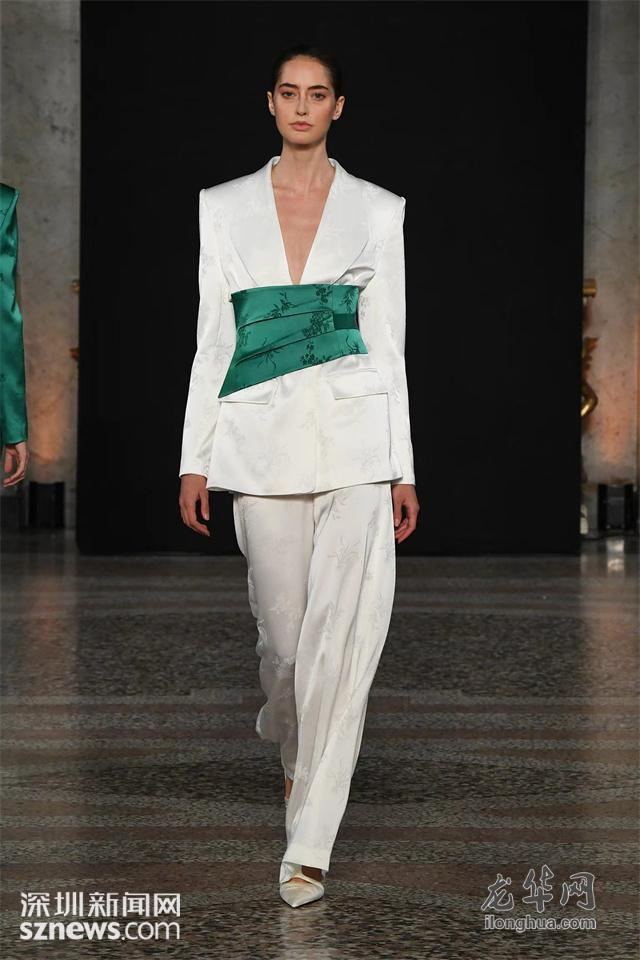 龙华大浪品牌loorapwd罗拉密码亮相2024春夏米兰时装周