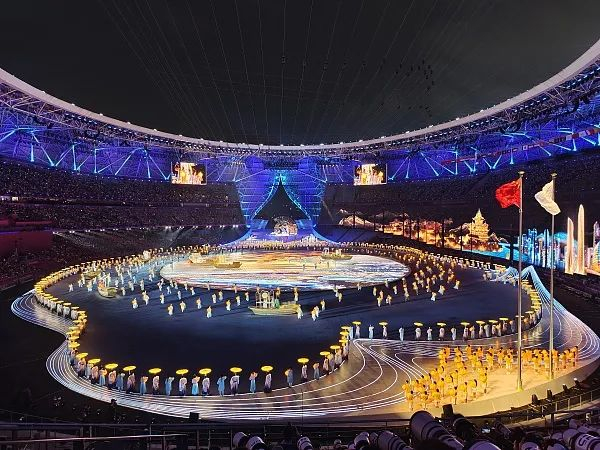 2023年9月23日，浙江杭州，杭州亚运会开幕式举行。图源：视觉中国