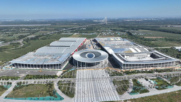 绿地打造全球净展面积最大国际会展中心竣工交接|济南市_新浪新闻