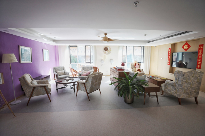 10月9日，芳华里家庭养老社区内的休息区域。新京报记者 陶冉 摄