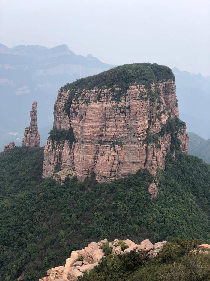 九女峰,温婉的名字背后藏着雄奇俊秀的山色,爬山爱好者心向往之|旅游