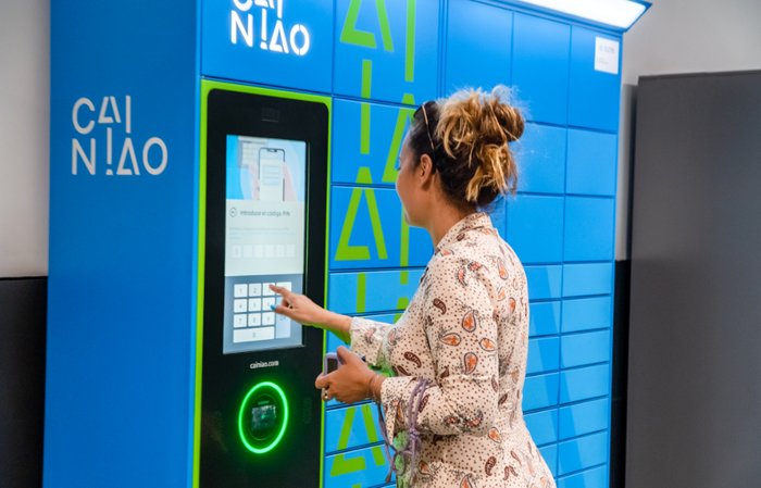 ▲西班牙消费者自提柜取件