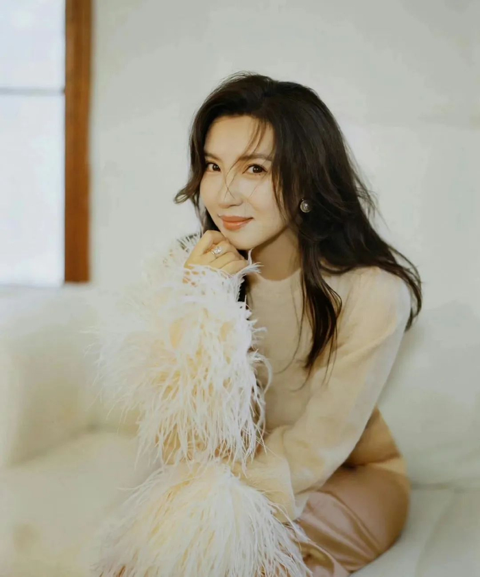 提起陈好总是漂亮她却最不在意的就是自己的漂亮