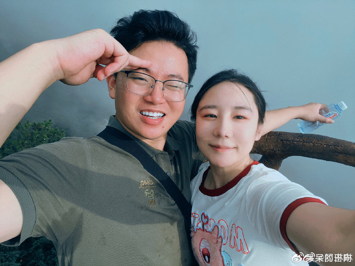 2008年北京奥运会,邓琳琳与队友程菲,杨伊琳,江钰源,何可欣,李珊珊