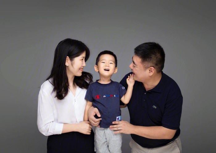 最让人窒息的父母是哪种?是让孩子永远觉得自己亏欠了他们的父母